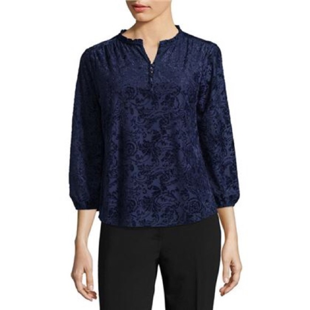 Liz Claiborne 3/4 Sleeve Split Neck Velvet Blouse
